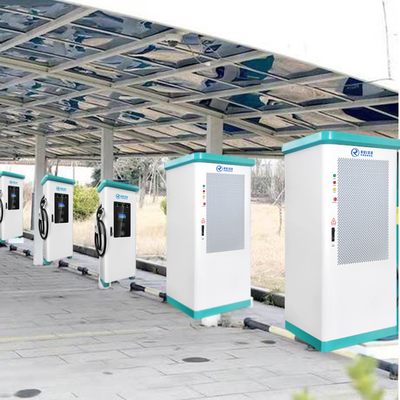 Stacje ładowania samochodów elektrycznych o mocy 600 kW DC typu Split OEM